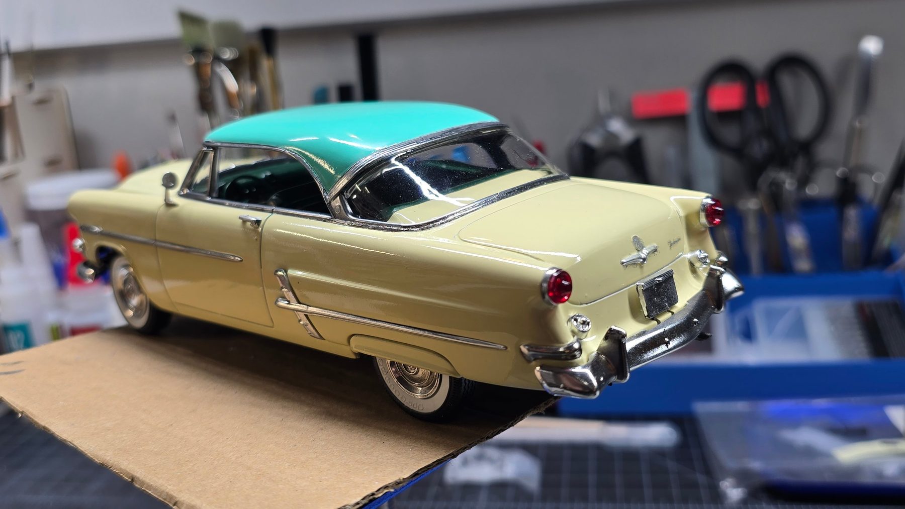 Ford Victoria scale model, rear