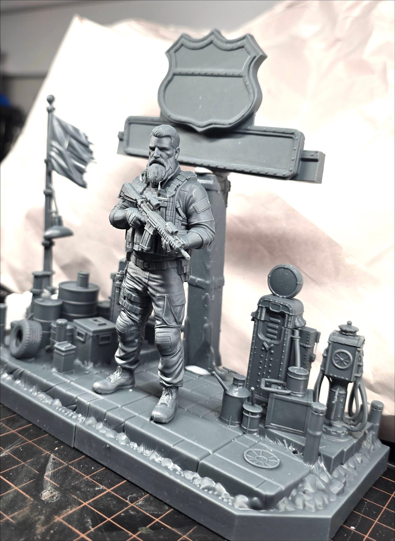 Bearded soldier diorama, gray resin print
